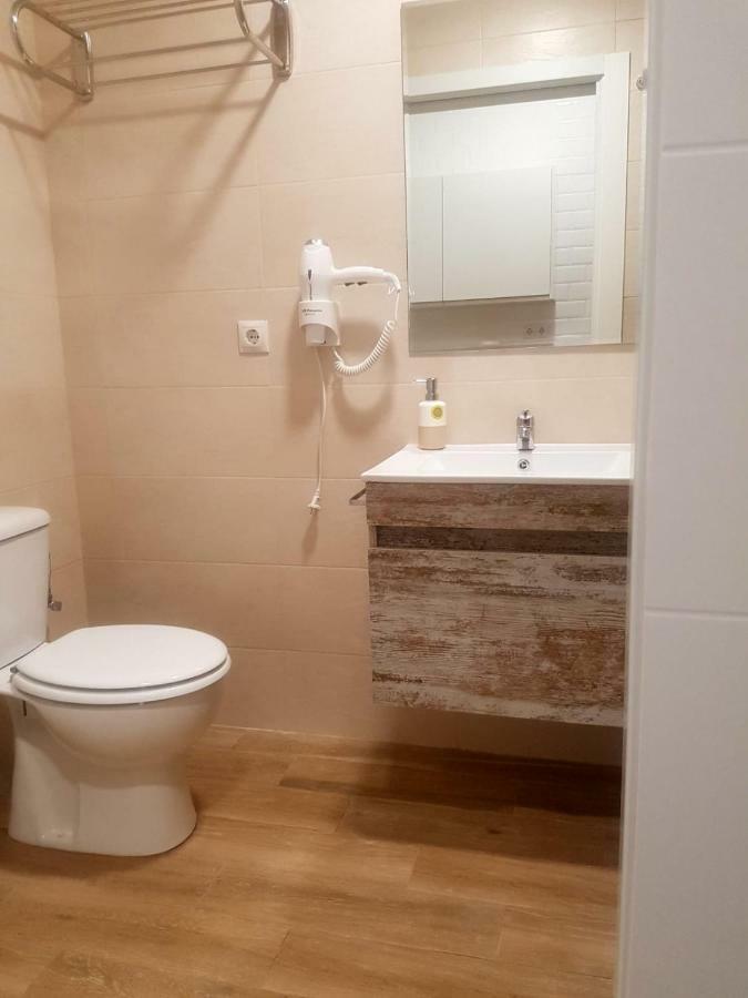 Apartments Naty Beach Малага Экстерьер фото