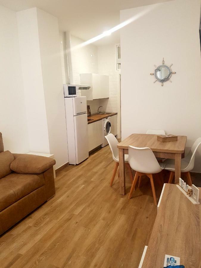 Apartments Naty Beach Малага Экстерьер фото